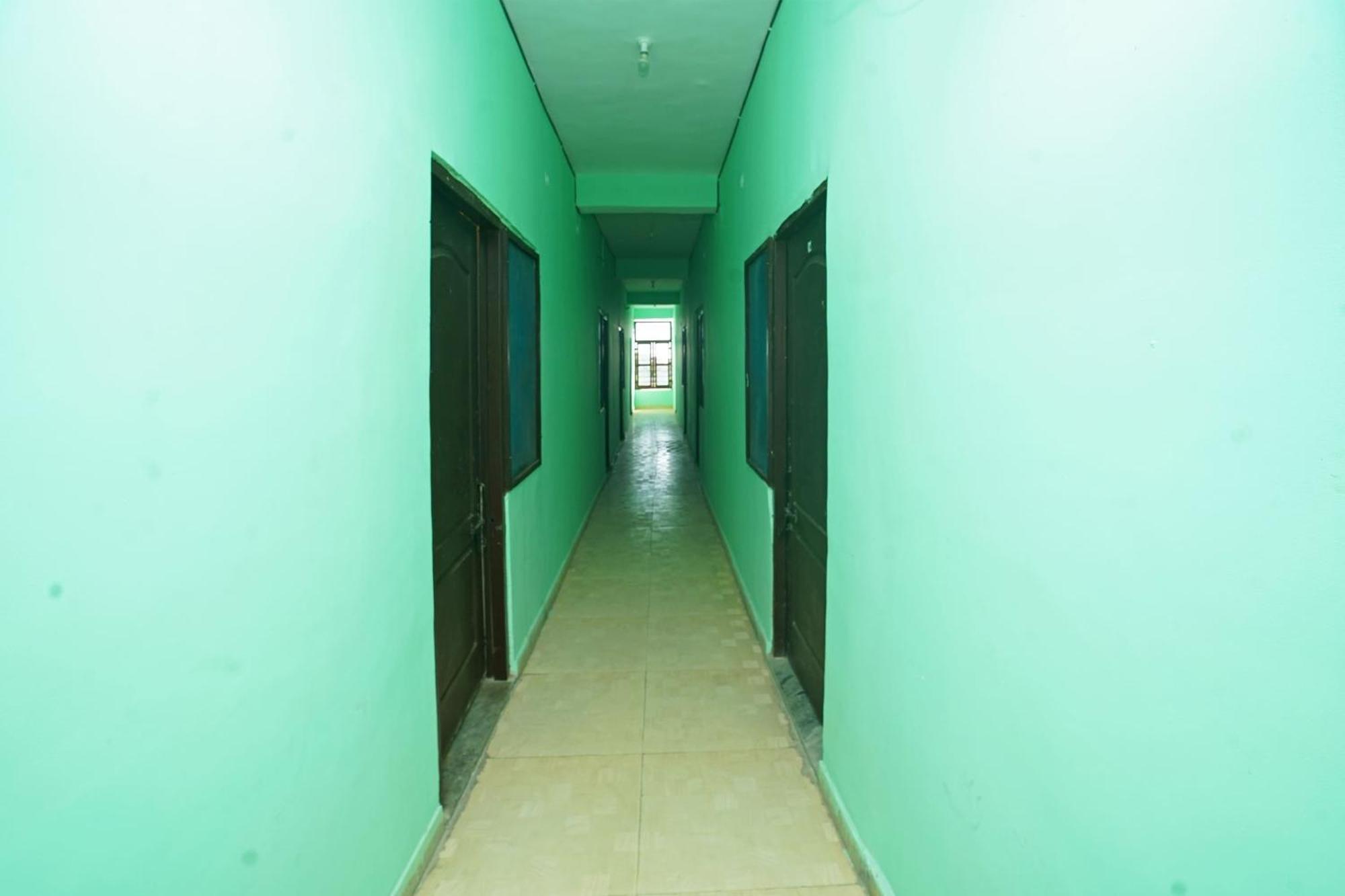 Hotel O Paras Guest House & Restaurant Haldwani Exterior photo