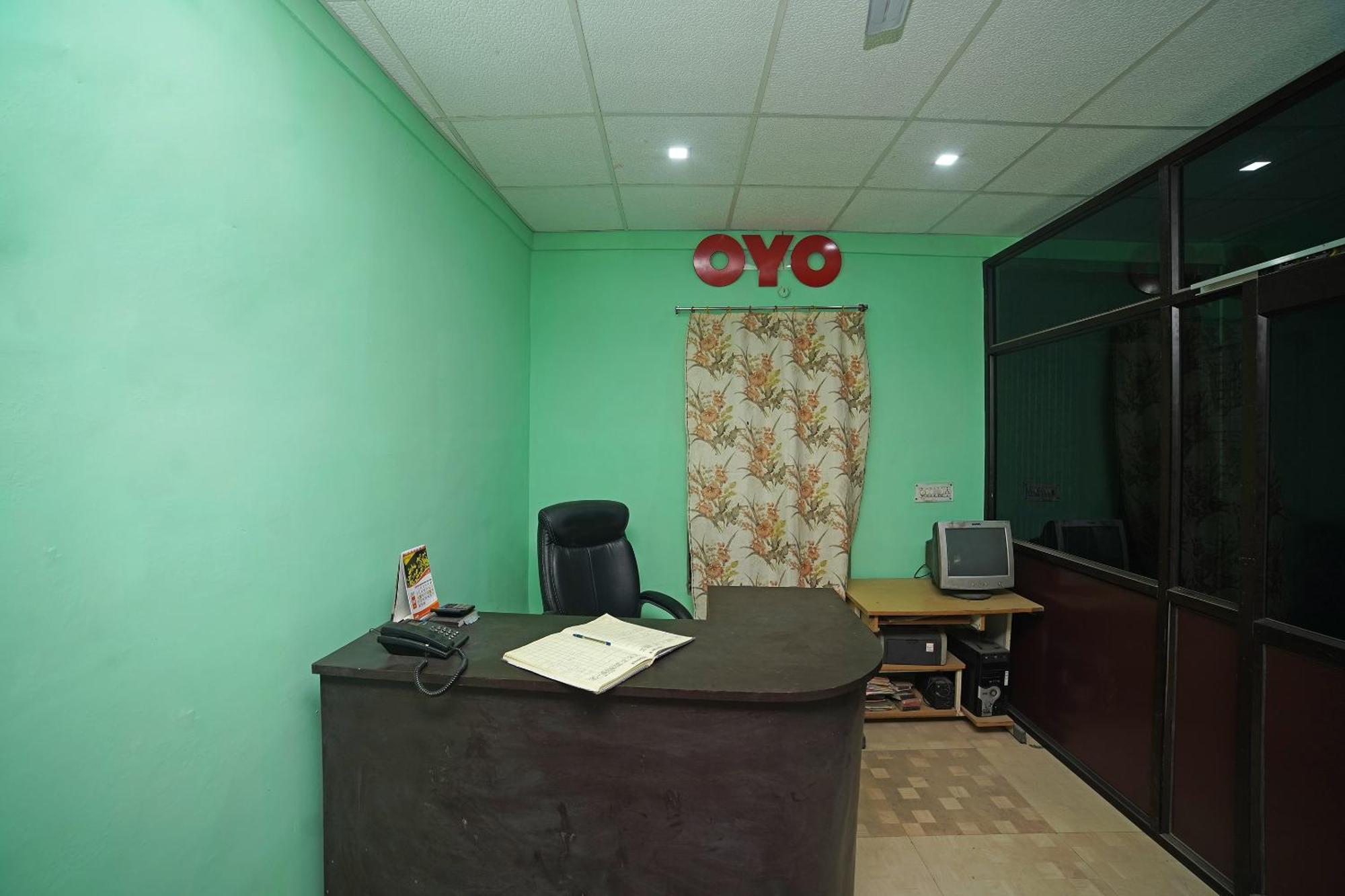 Hotel O Paras Guest House & Restaurant Haldwani Exterior photo