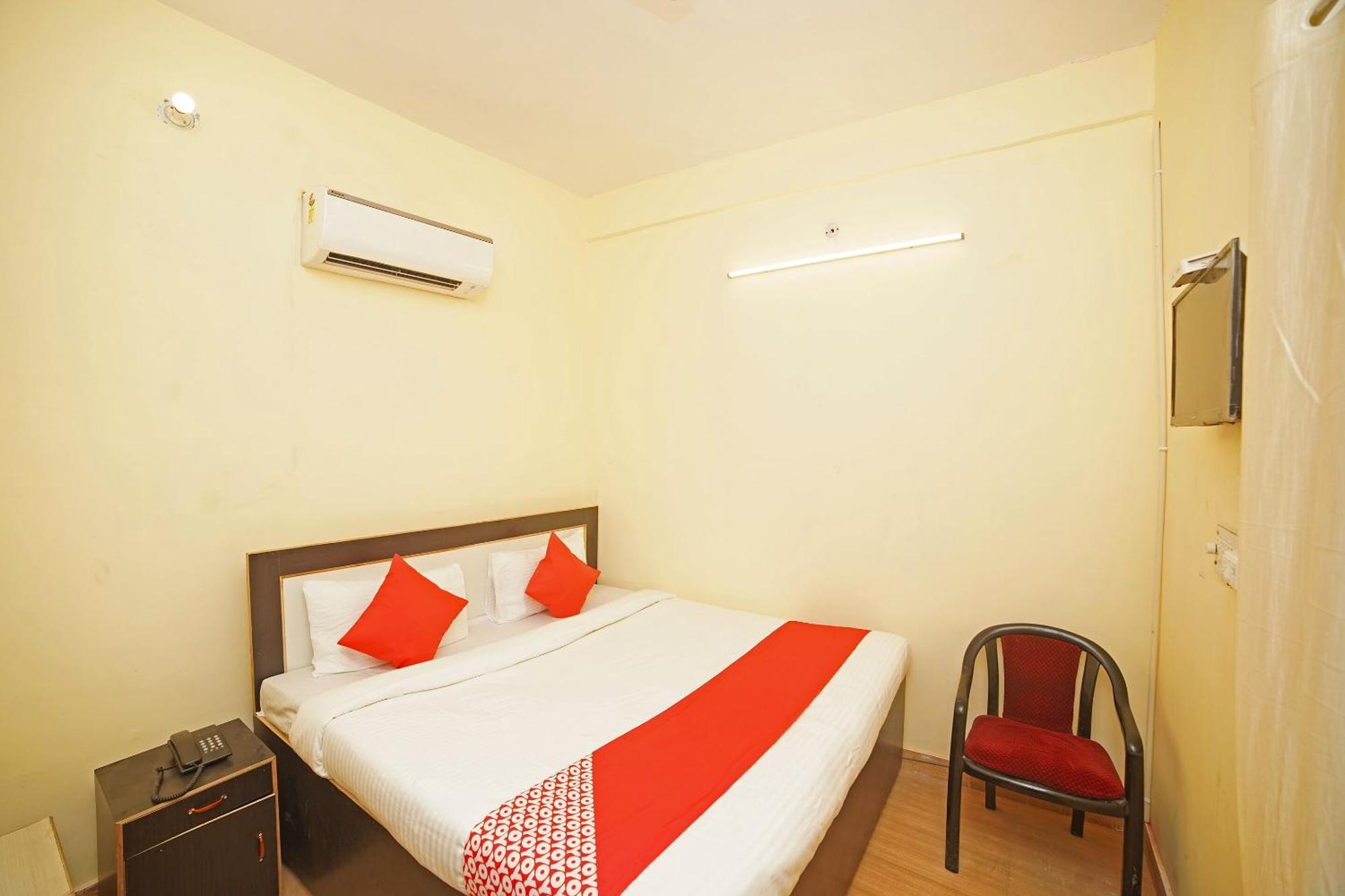 Hotel O Paras Guest House & Restaurant Haldwani Exterior photo
