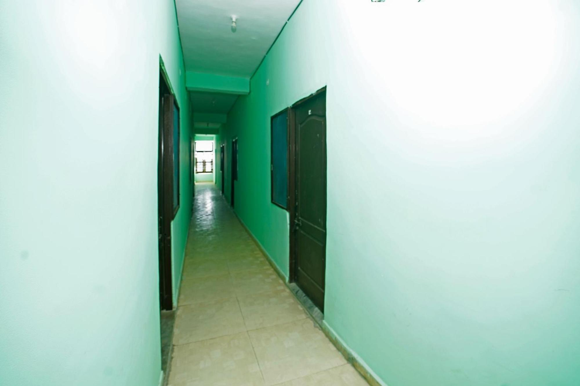 Hotel O Paras Guest House & Restaurant Haldwani Exterior photo